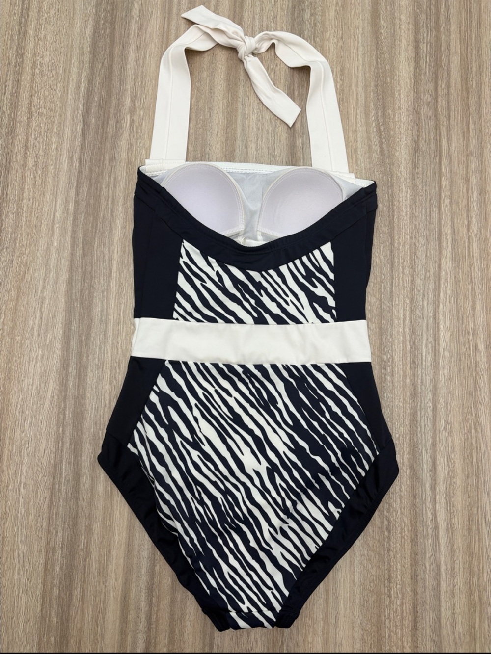 Boden Santorini Animal Print Stripe One Piece Halter Neck Bathing Suit Sz 2 NWT - Picture 3 of 8